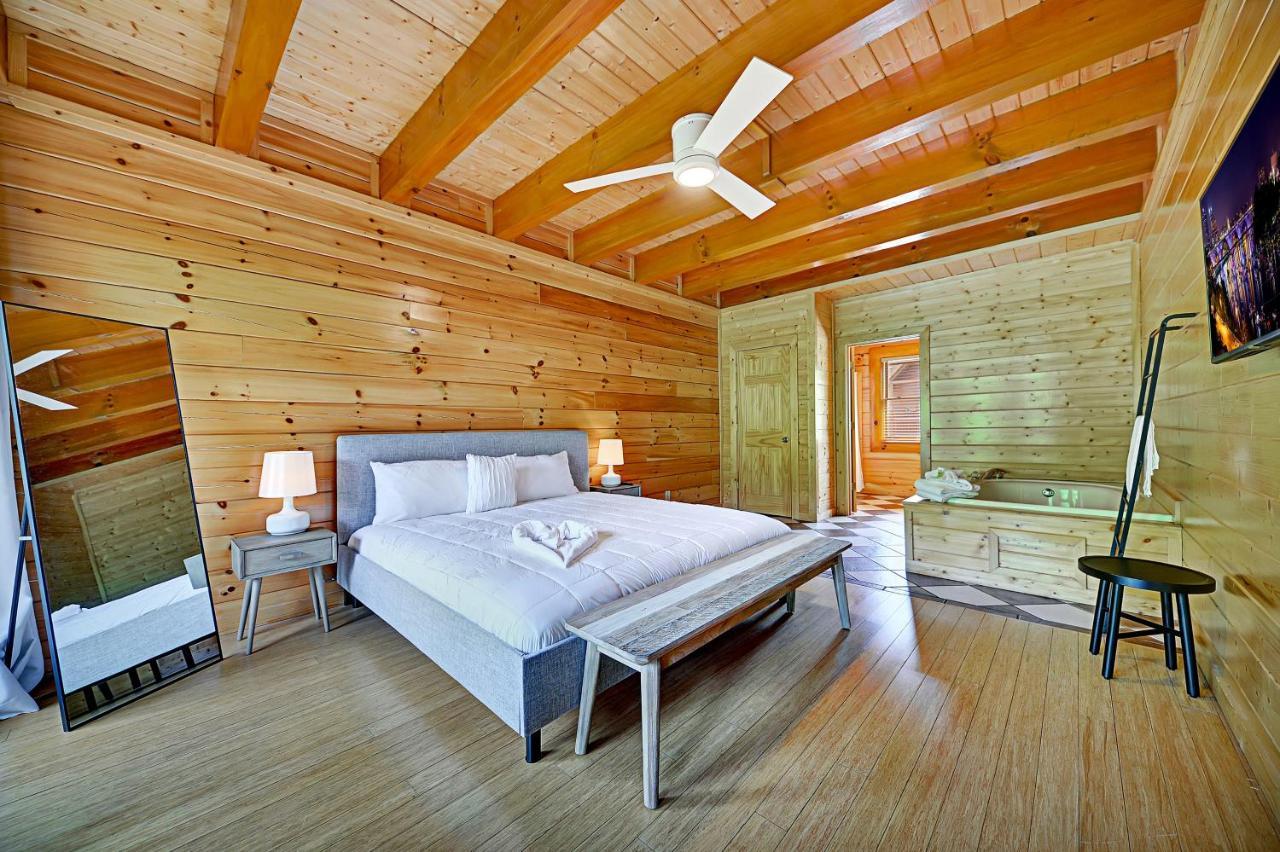Gorgeous Large Mountain View Cabin W Hot Tub, Free Wifi, Games Βίλα Sevierville Εξωτερικό φωτογραφία