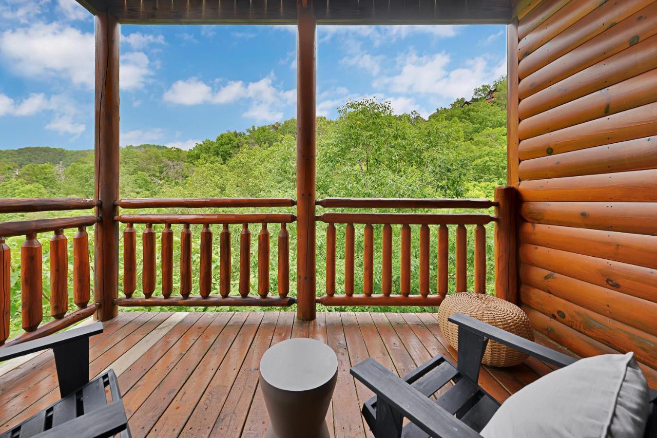 Gorgeous Large Mountain View Cabin W Hot Tub, Free Wifi, Games Βίλα Sevierville Εξωτερικό φωτογραφία