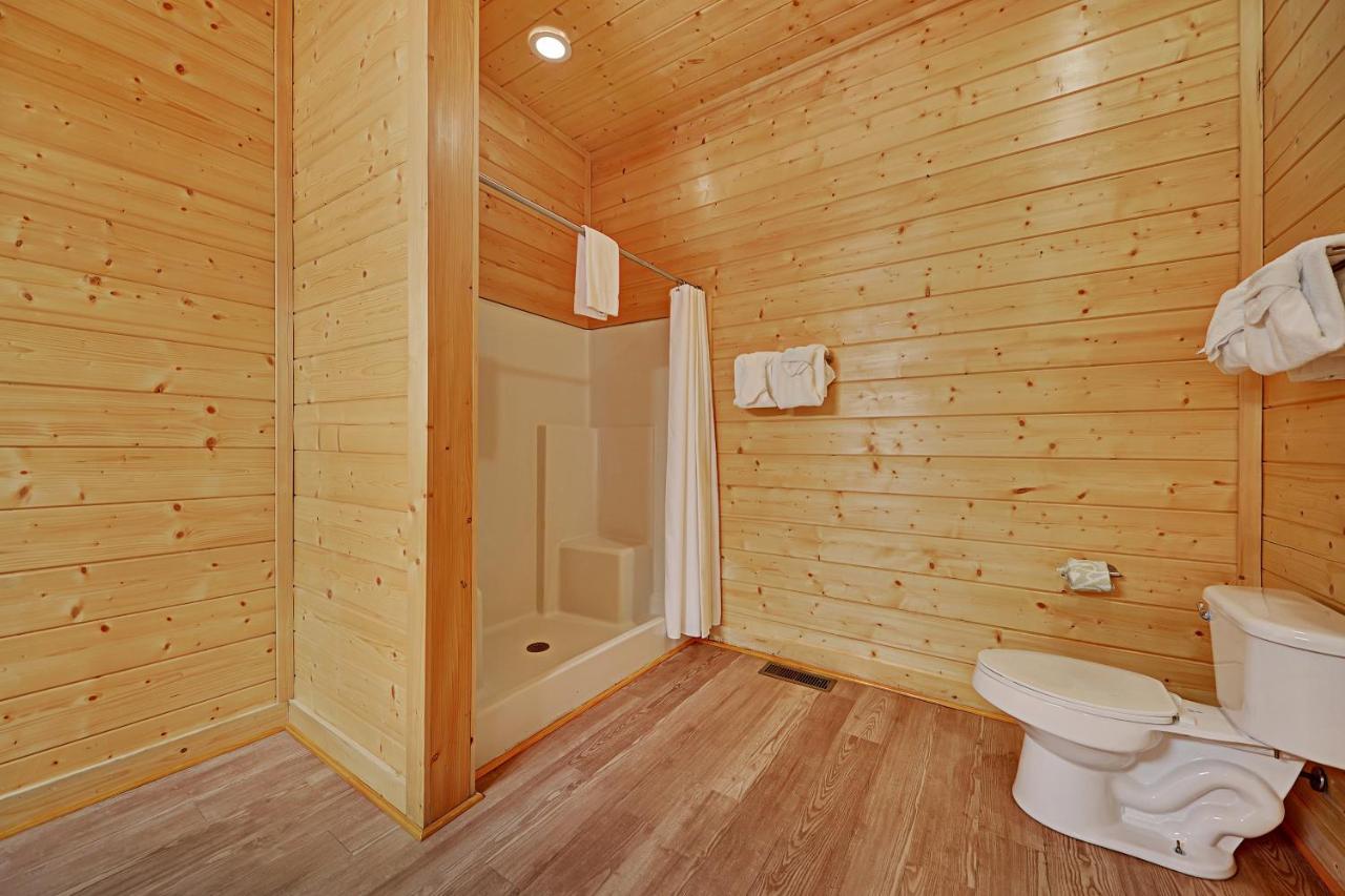 Gorgeous Large Mountain View Cabin W Hot Tub, Free Wifi, Games Βίλα Sevierville Εξωτερικό φωτογραφία