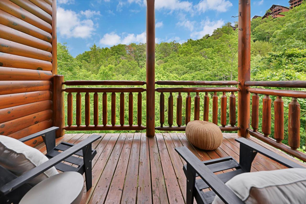 Gorgeous Large Mountain View Cabin W Hot Tub, Free Wifi, Games Βίλα Sevierville Εξωτερικό φωτογραφία
